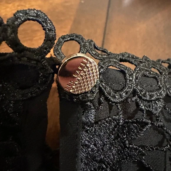 Ted Baker Zania Lace Tee size 0 like new - Picture 8 of 14